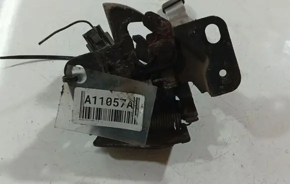 Honda FR-V Engine bonnet/hood lock/catch 
