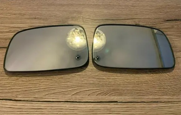 Toyota Avensis T250 Wing mirror glass 3001-867 3001-866