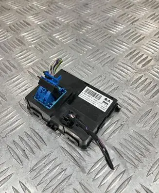 Opel Crossland X Air conditioner control unit module 9832228080