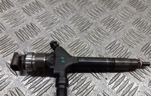 Mazda 5 Fuel injectors set RF7J13H50