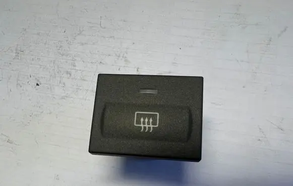 Ford Focus Windscreen/window heater switch 3M5T18C621AD