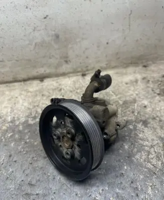 Ford Galaxy Power steering pump