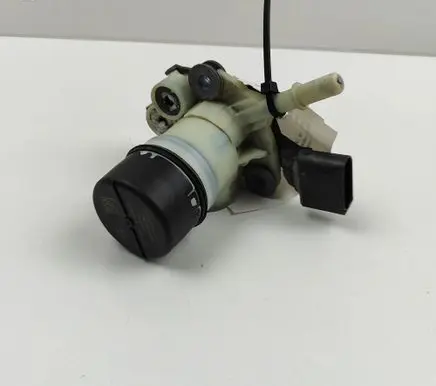Volkswagen Caddy Adblue pump F01C07001200 F01C070012