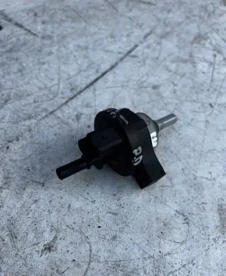 Dacia Sandero Vacuum valve 269516045