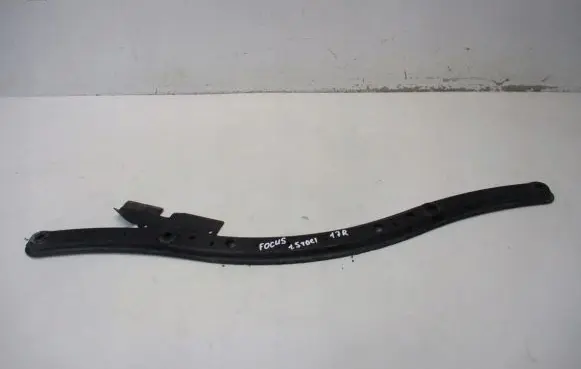 Ford Focus Bottom radiator support slam panel 1857412