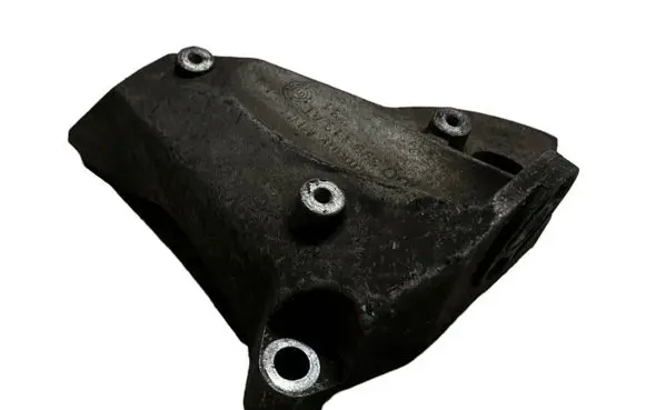 Skoda Superb B5 (3U) Engine mounting bracket 8D0399113AT