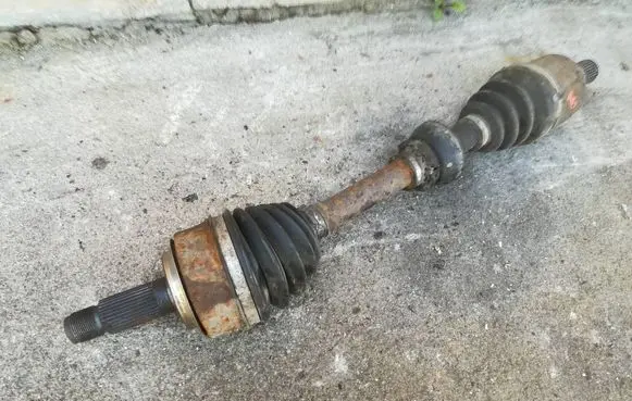 Honda CR-V Front driveshaft