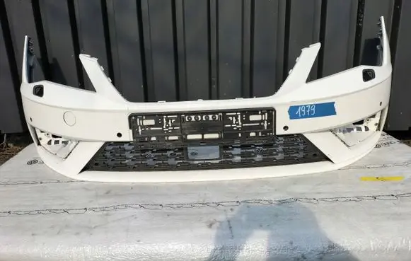Seat Leon (5F) Front bumper 5F0807221R