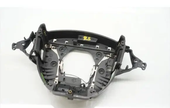 Steering wheel trim