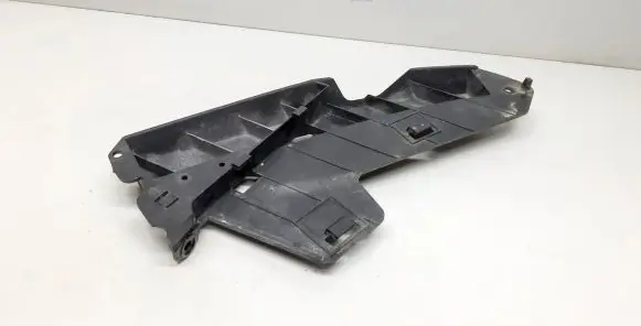 Volvo V70 Front bumper mounting bracket 30796387