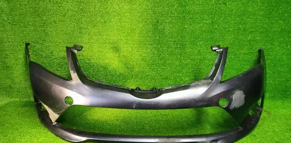 Toyota Avensis T270 Front bumper 5211905210