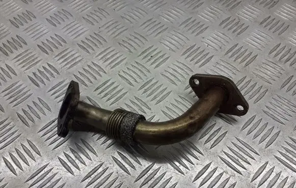 Volkswagen PASSAT B4 EGR valve line/pipe/hose 038131521L