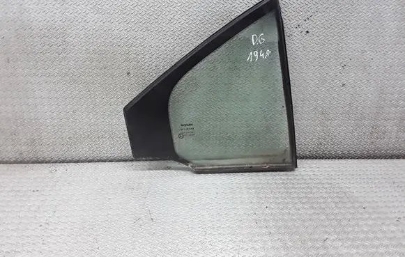 Nissan Primera Rear vent window glass 