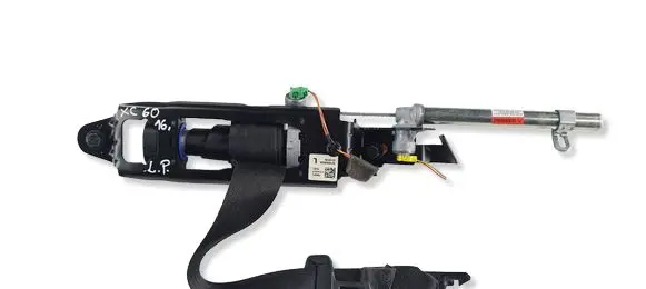 Volvo XC60 Front seatbelt 3983867399 39838673