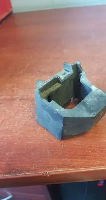 BMW 1 E81 E87 Radiator mount bracket 7807185