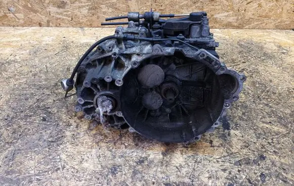 Volvo XC70 Manual 6 speed gearbox 31256087