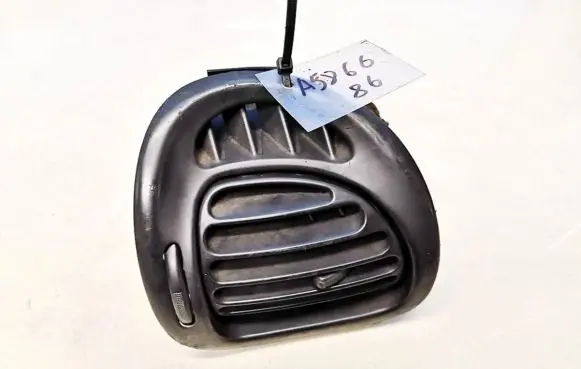 Citroen Xsara Picasso Dash center air vent grill 9631280077