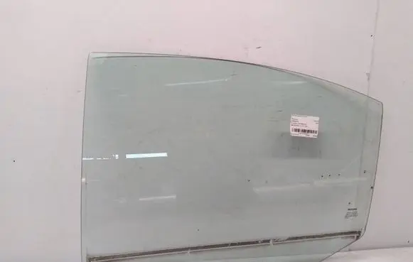 Nissan Primera Rear door window glass