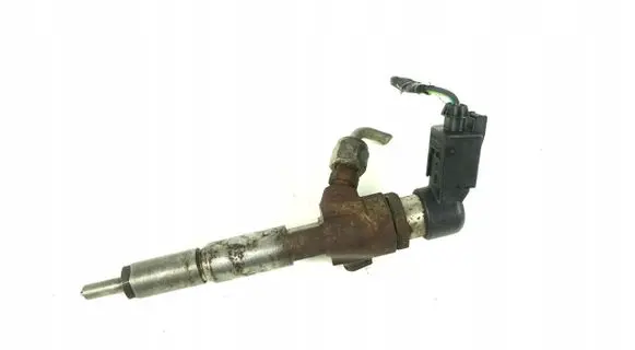 Fuel injector
