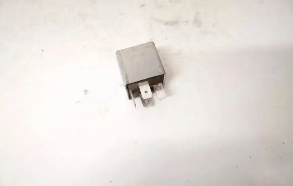 Audi A6 S6 C6 4F Other relay 8D0951253A