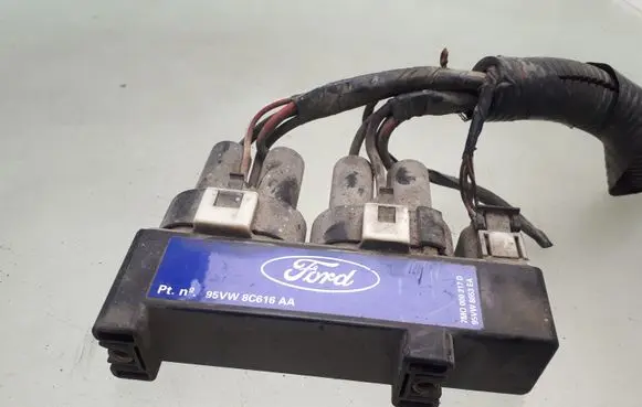 Ford Galaxy Coolant fan relay 7M0000317D 95VW8653EA