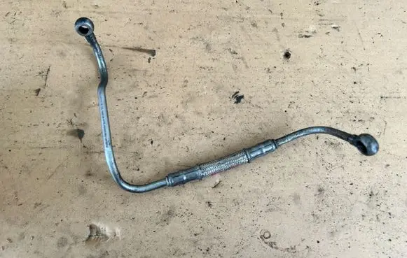 Volkswagen II LT Turbo turbocharger oiling pipe/hose 074145771G