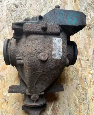 BMW 3 E92 E93 Rear differential 7572522
