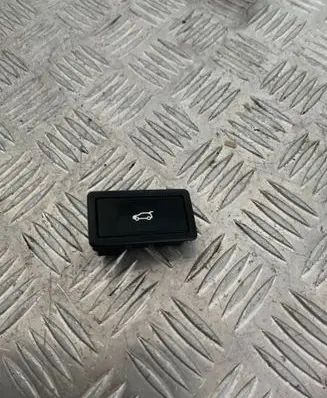 Audi A6 Allroad C6 Tailgate/boot open switch button 7L6959520B