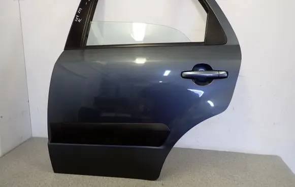 Suzuki SX4 Rear door 