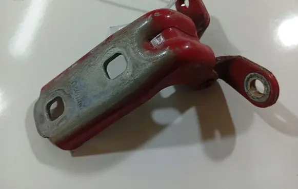 Opel Astra J Rear door lower hinge 