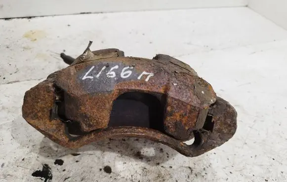 Peugeot 3008 I Front brake caliper