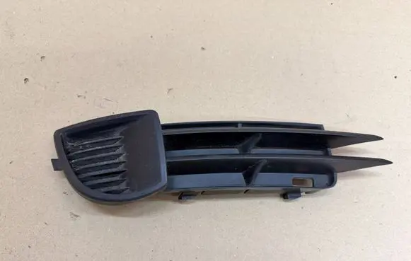 Audi A3 S3 8P Front bumper lower grill KRAAUDA3P120226 8P3807682