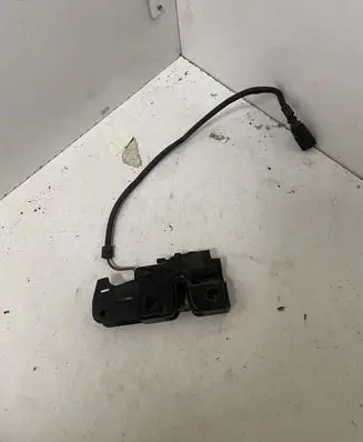 Volkswagen Golf V Engine bonnet/hood lock/catch 1K1823509D
