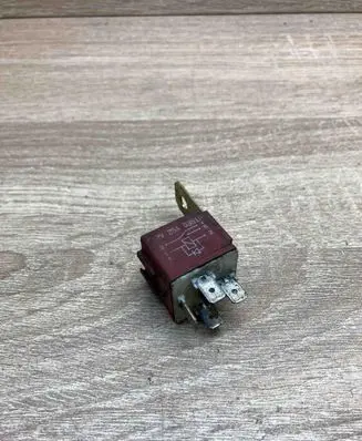 Renault Laguna II Other relay 12V25A03519 Cartier