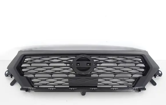 Nissan Townstar Front bumper upper radiator grill 623100631R 623100666R