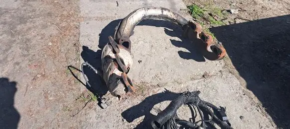 Dodge Grand Caravan Exhaust manifold