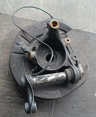 BMW 5 E39 Front wheel hub spindle knuckle