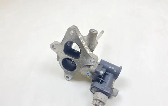 Honda CR-V EGR valve 0120101040