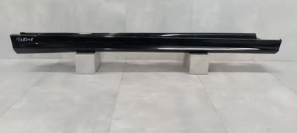 Mercedes-Benz GLE W167 Sill A1676982101