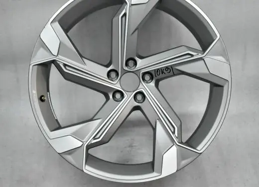 Audi e-tron R22 alloy rim 4KE601025D