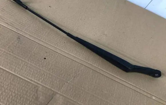 Volkswagen Caddy Front wiper blade arm 2K1955409