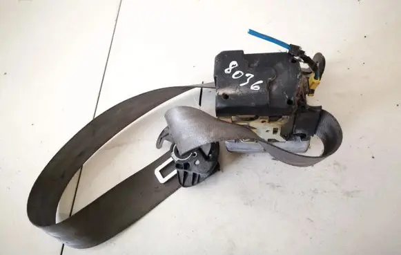 Seat Toledo II (1M) Front seatbelt 1m0857706a