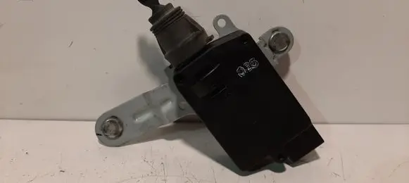 Hyundai Santa Fe Tailgate/trunk/boot open switch 957502B000