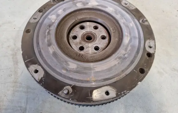 Mitsubishi L200 Flywheel