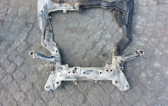 Hyundai Sonata Front axle beam 