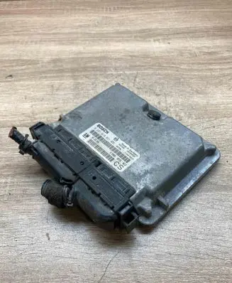 Opel Zafira A Engine control unit/module ECU 09133269 0281010021