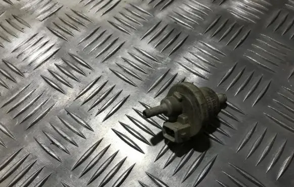 Valve vacuum
