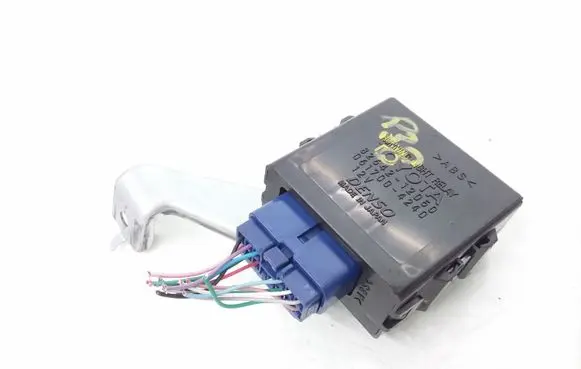 Toyota Yaris Light module LCM 8264212050 0617004240