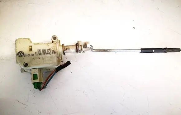 Volkswagen Golf IV Central locking motor 1j681073a 3b0959782