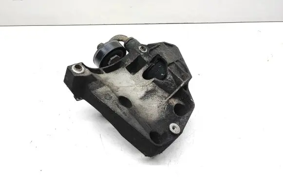 BMW X5 E53 A/C compressor mount bracket 7786708